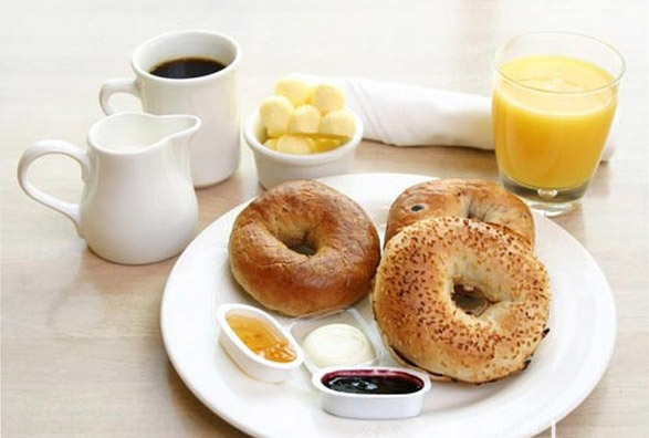 Ăn sáng để giảm cân | May Dong phuc