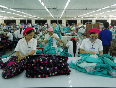 Công ty may mặc tại Hà Nam | May Dong phuc